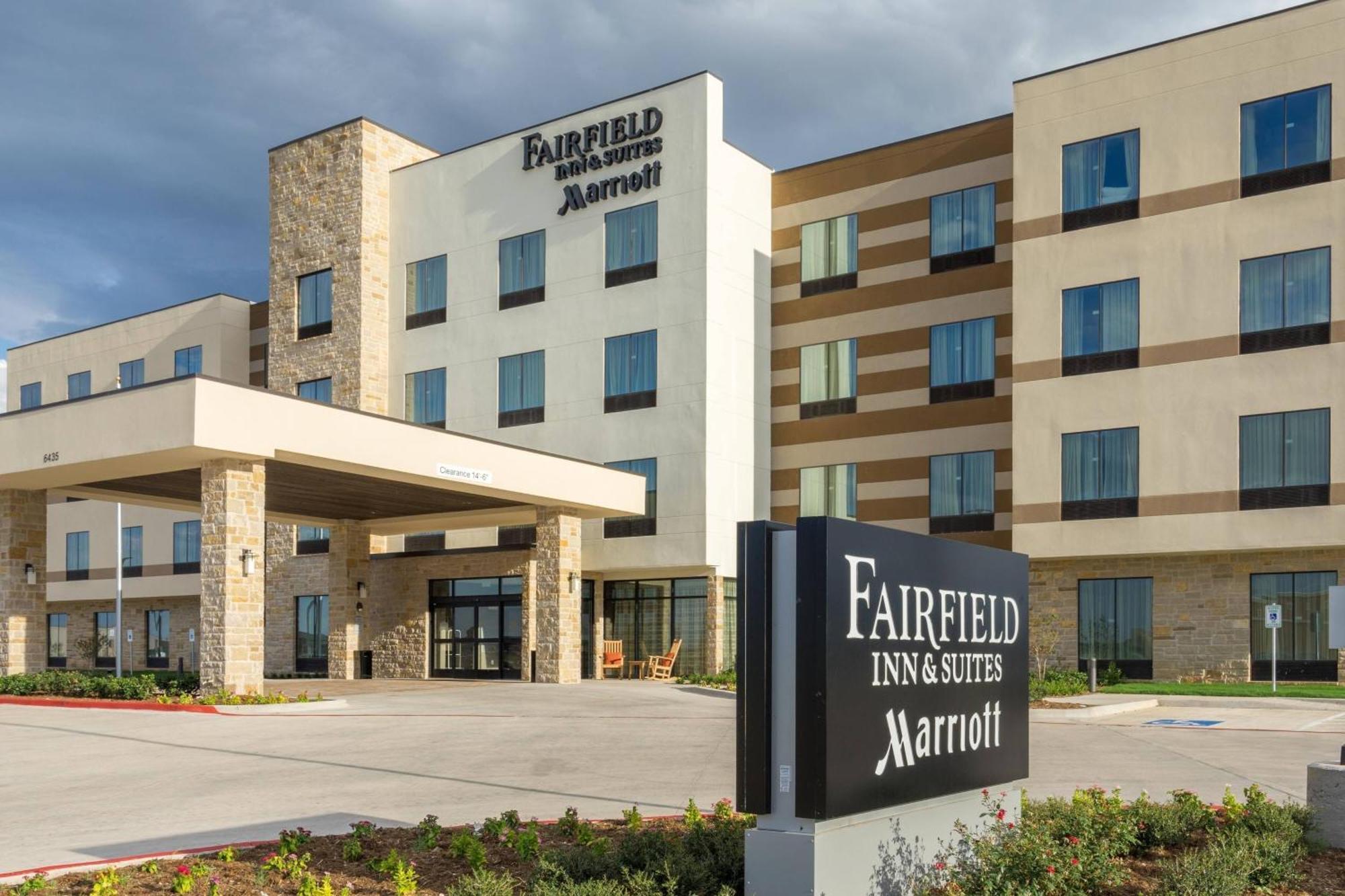 Fairfield Inn & Suites By Marriott Lubbock Southwest Ngoại thất bức ảnh